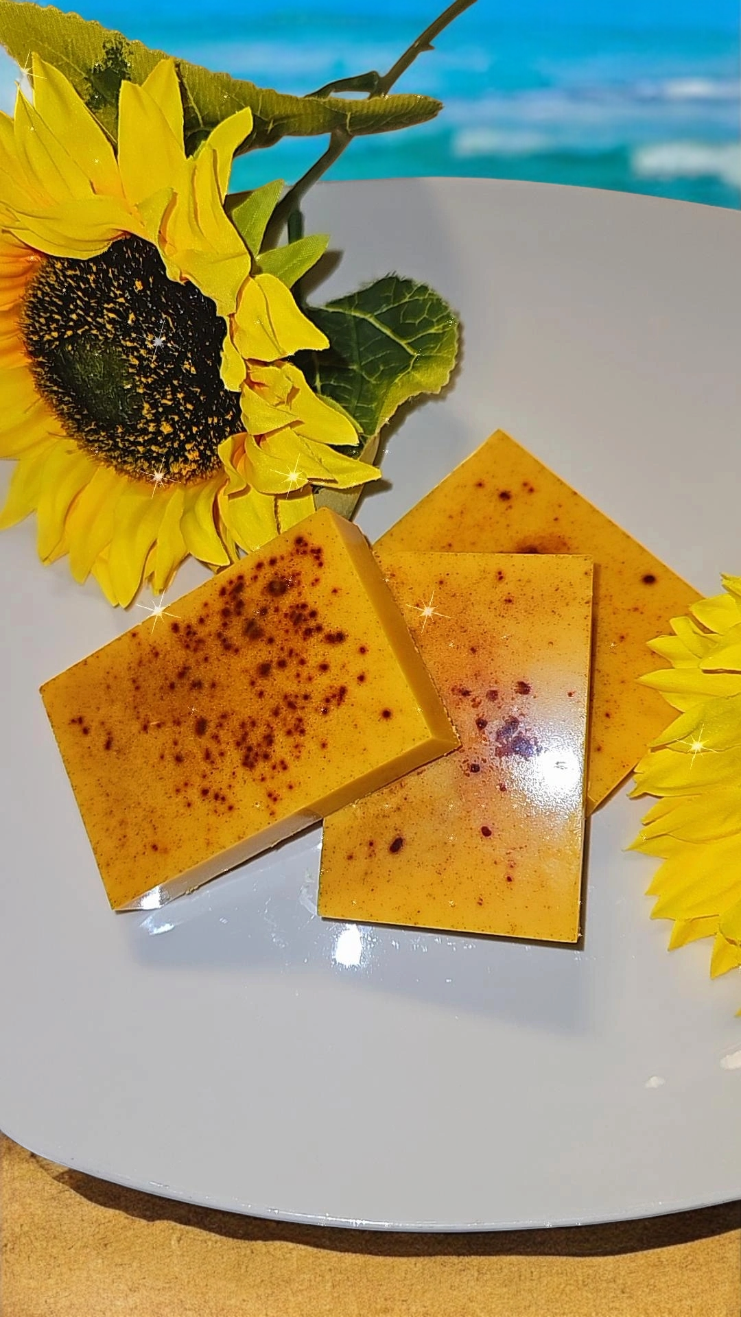 Turmeric and Honey Shea Butter Soap (1 Bar)