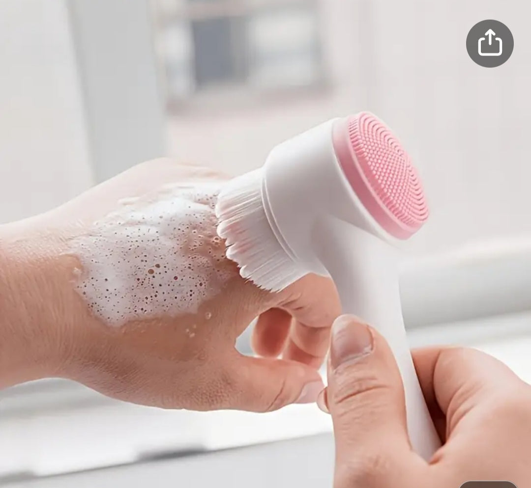 Facial Cleansing Brush